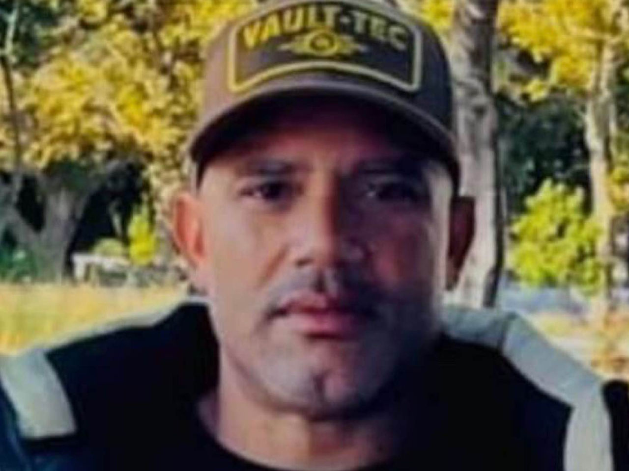 اوتیس وارد سوم، پدر اوتیس وارد چهارم Otis Ward III